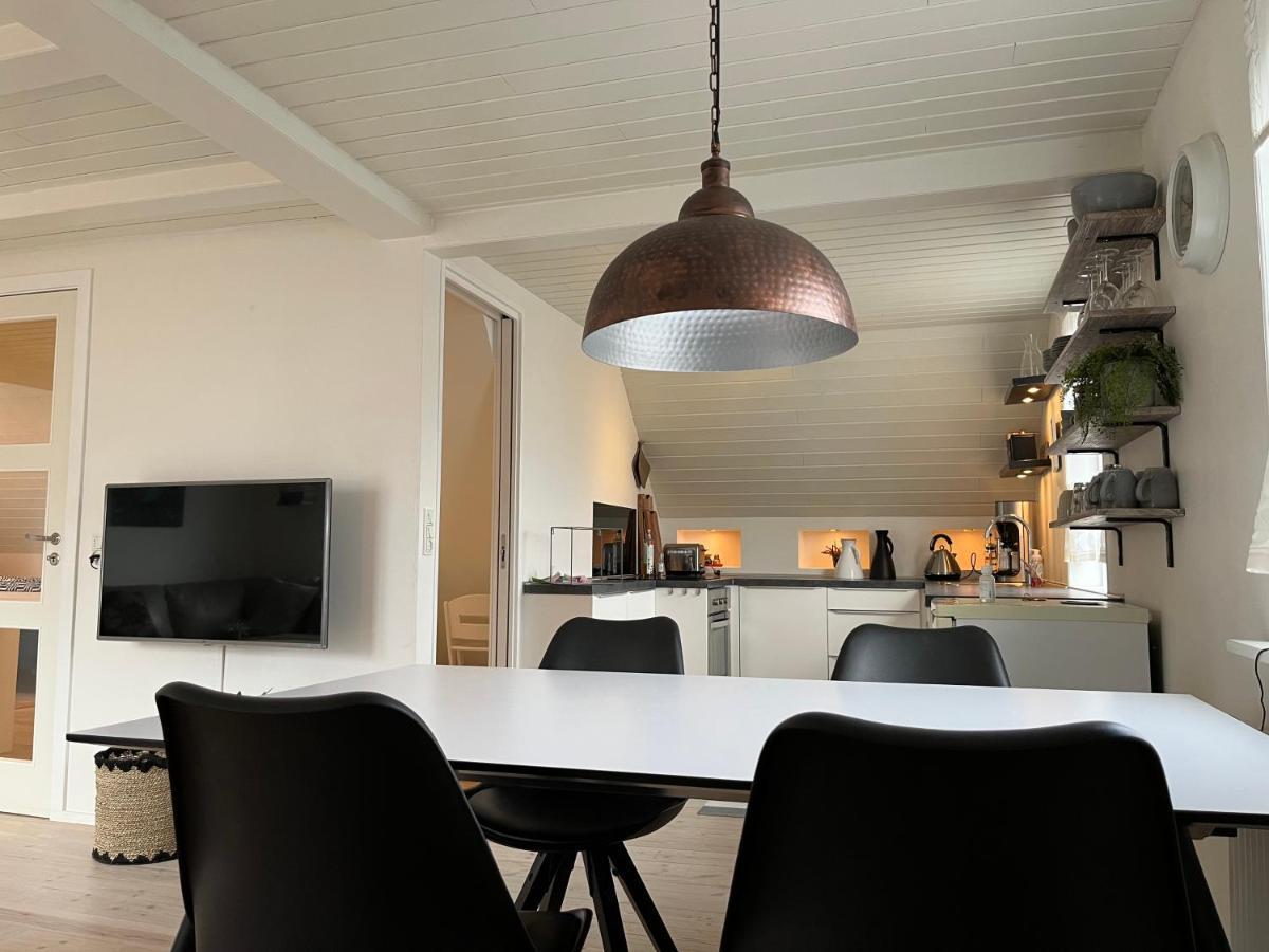 Apartment Downtown - Great View! Klaksvík المظهر الخارجي الصورة