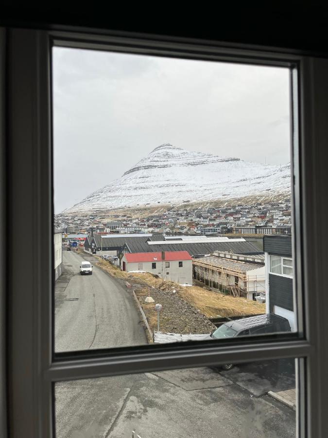 Apartment Downtown - Great View! Klaksvík المظهر الخارجي الصورة