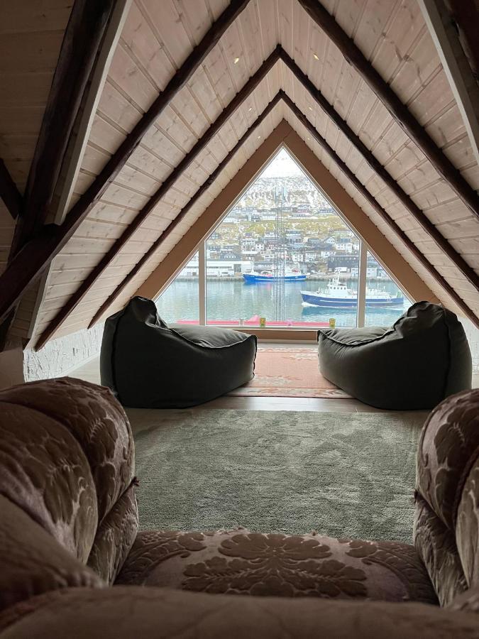 Apartment Downtown - Great View! Klaksvík المظهر الخارجي الصورة